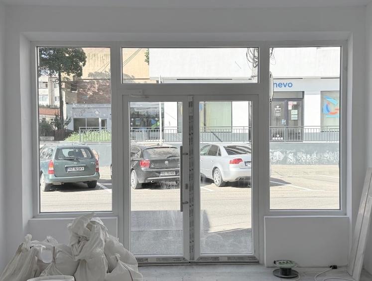 Spațiu industrial, de 340 mp, în Central-Piață