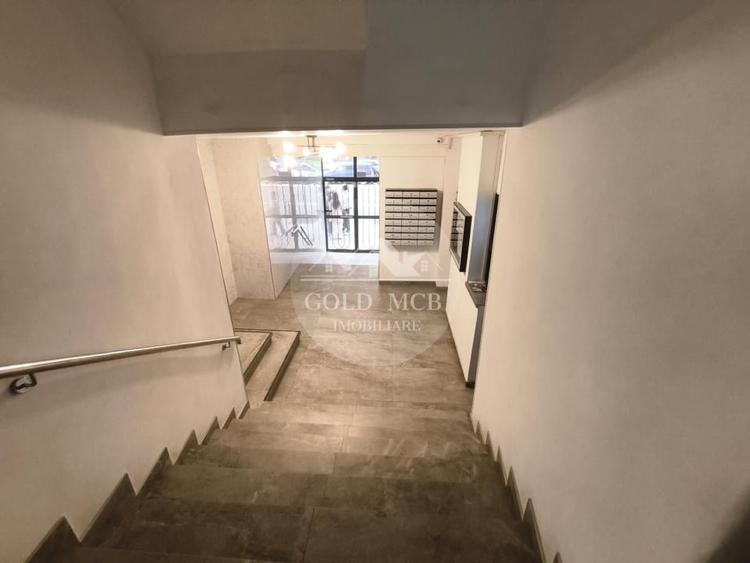 Apartament cu 2 camere semidecomandat, mobilat în P-ța Romană