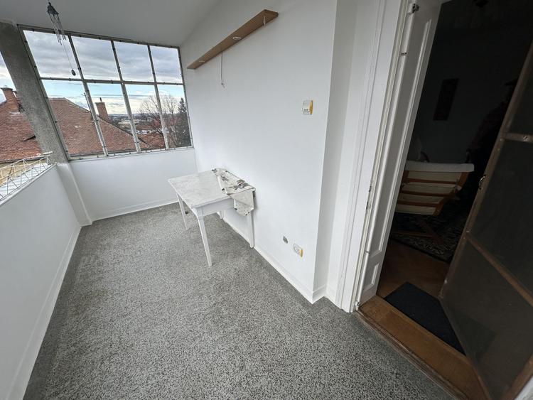 Apartament cu 4 camere în Sub Arini
