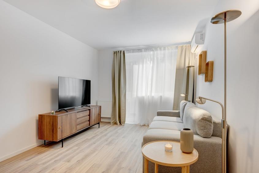 Apartament cu 2 camere semidecomandat în Titan