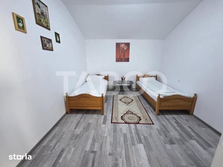 Casă cu 4 camere cu Teren 200 Mp în Central