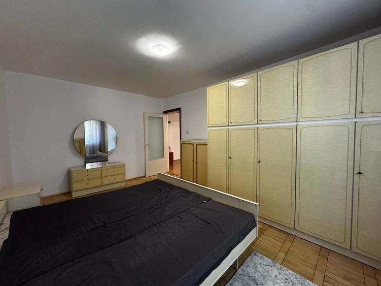 Apartament cu 2 camere semidecomandat în Complex Studențesc