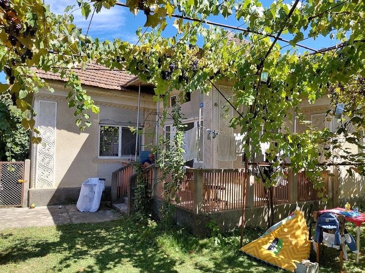 Casă cu 3 camere cu Teren 700 Mp în Gâlgău