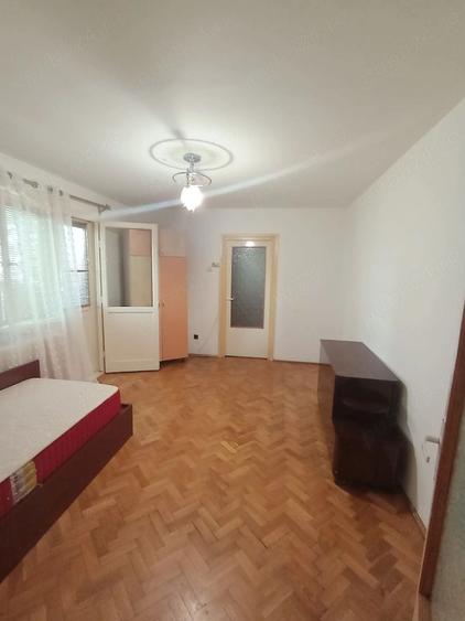 Piața Hermes | 2 camere | 52 mp | Centrală proprie | 450 € - 3