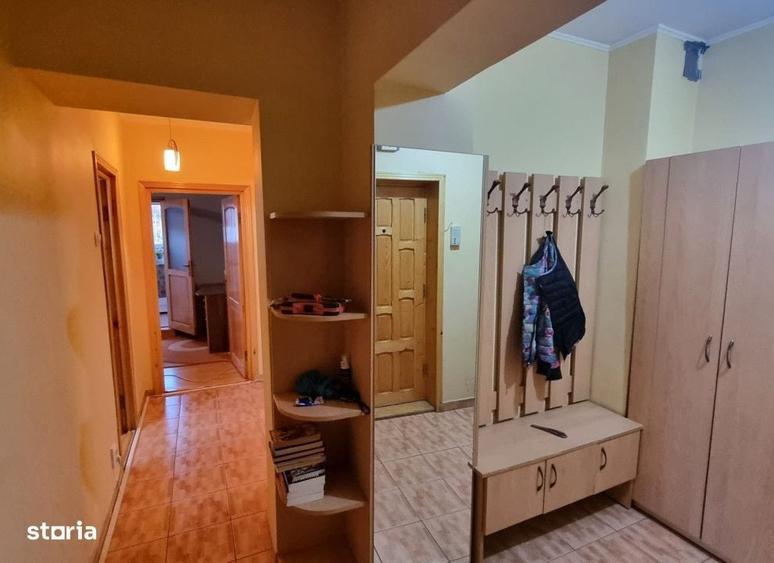 Apartament cu 3 camere în Nicolina