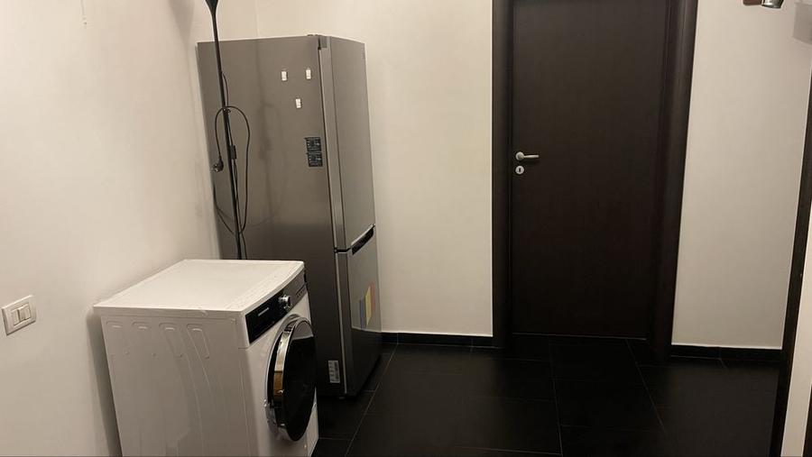 Apartament cu 2 camere decomandat în Roșu