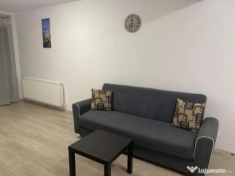 Apartament cu 2 camere decomandat în Ozana
