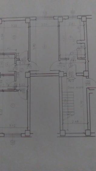 Apartament cu 3 camere semidecomandat în 1 Decembrie 1918
