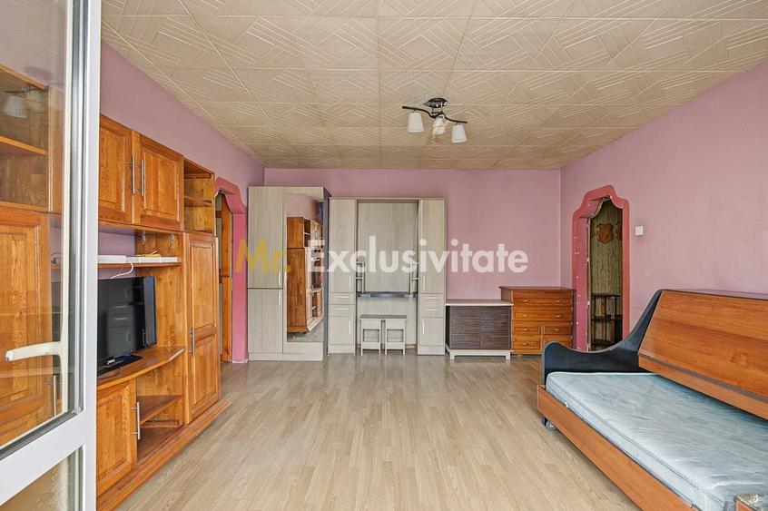 Apartament cu 2 camere semidecomandat, mobilat în Mioveni