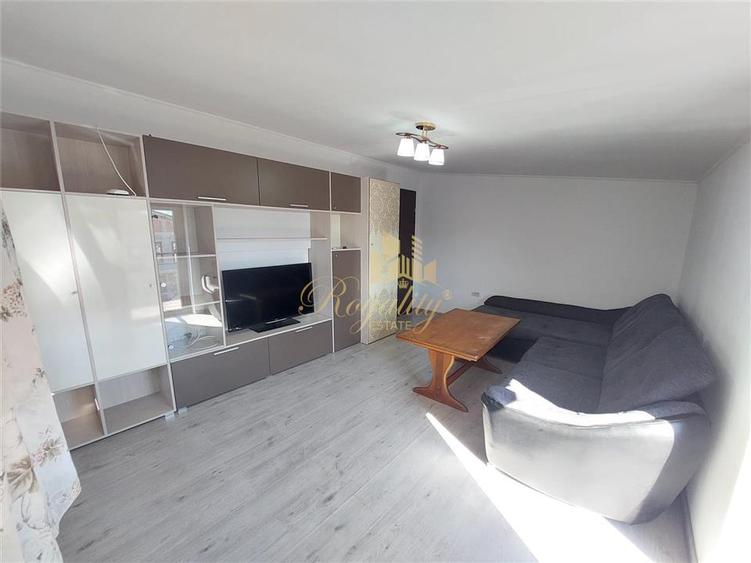 Apartament cu 2 camere decomandat în Giroc