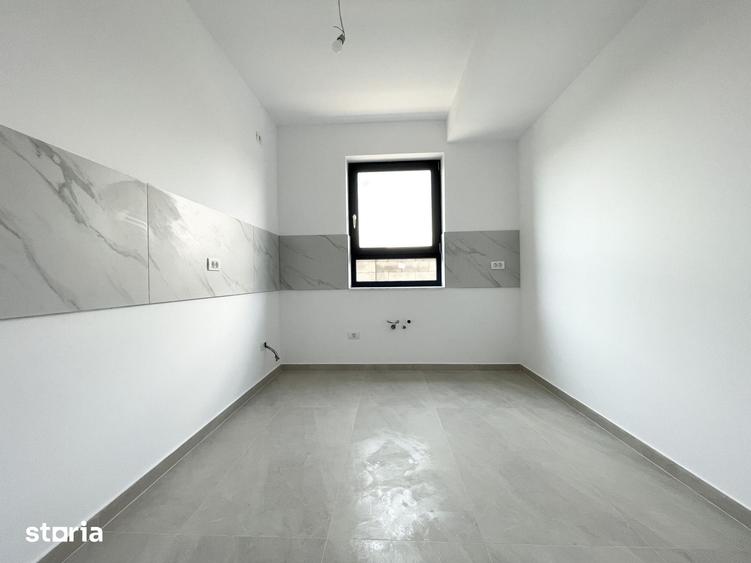 Casă cu 4 camere cu Teren 300 Mp în Central