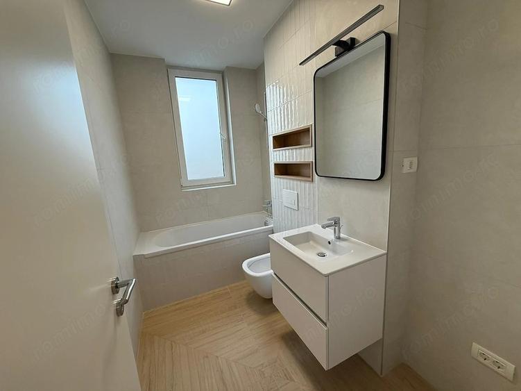 Apartament cu 2 camere decomandat în Aradului