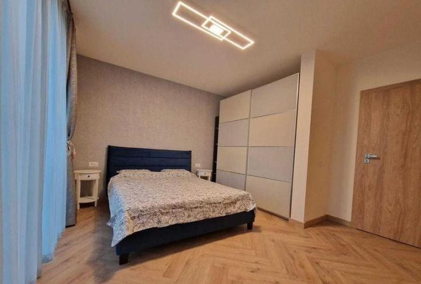 Apartament cu 2 camere semidecomandat, mobilat în Barbu Văcărescu