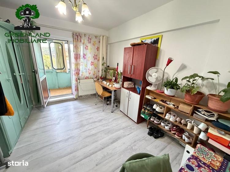 Apartament cu 3 camere decomandat în Nicolina