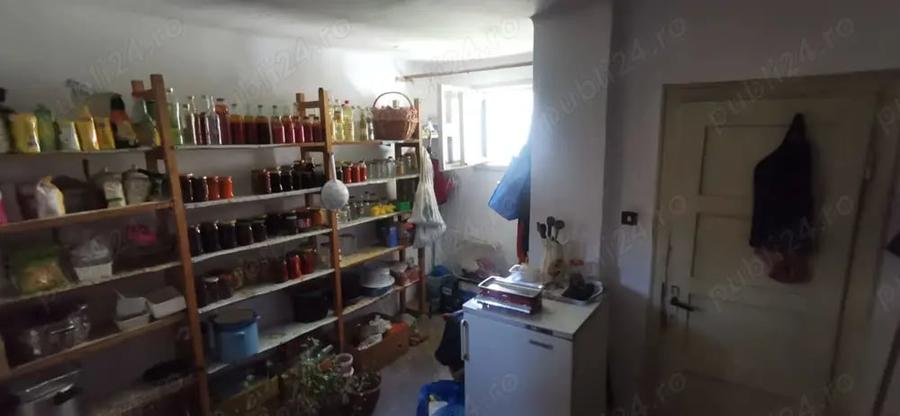 Casă cu 2 camere în Sebiș