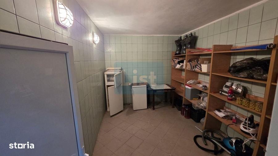 Spațiu comercial, de 390 mp, în Schela Cladovei
