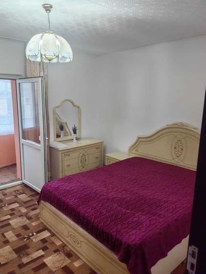 Apartament cu 2 camere decomandat în Sud