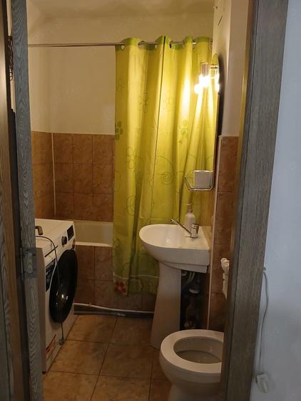 Garsonieră decomandată în Gară