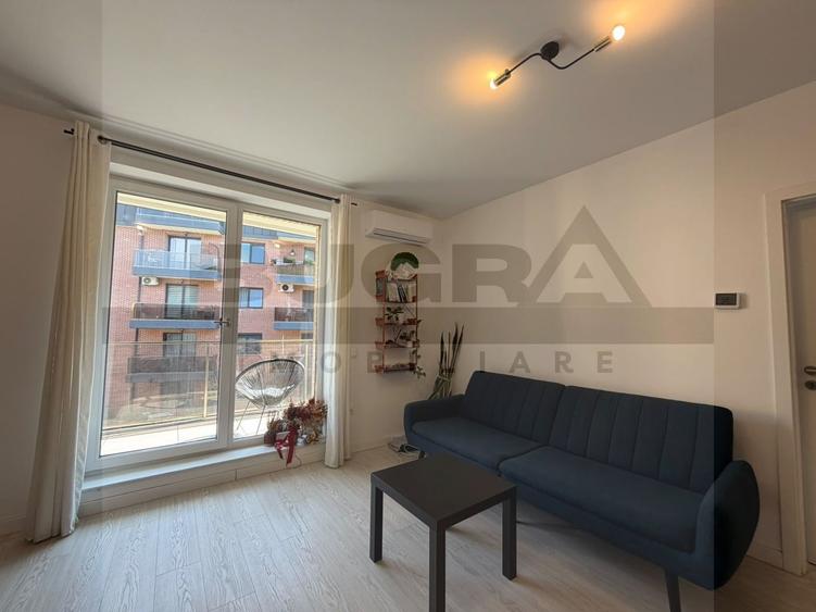 Apartament cu 2 camere semidecomandat în Chinteni
