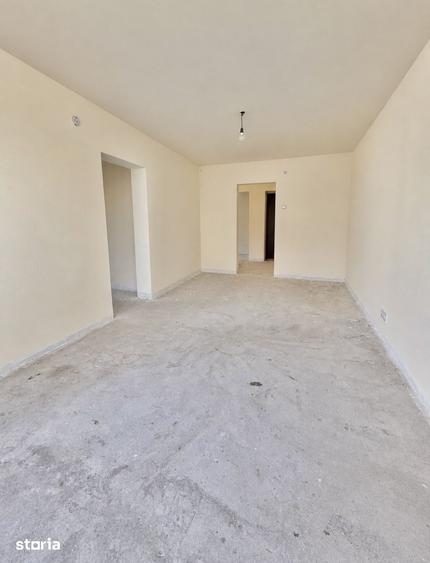 Apartament cu 3 camere decomandat în Aleea Carpați