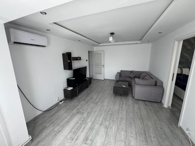 Apartament semidecomandat 2 camere, 43 mp, renovat complet, zona Craiovita - 2