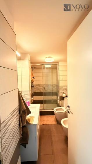 Apartament cu 2 camere semidecomandat, mobilat în Romană