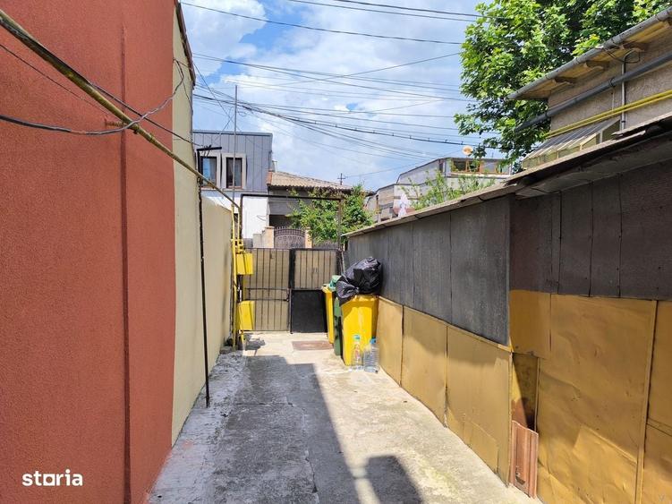 CENTRU - Casa solida cu etaj ,la pret de apartament ! - 1