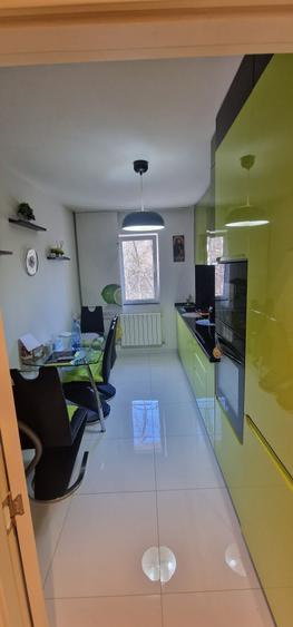 Apartament cu 2 camere semidecomandat în Ana Ipătescu