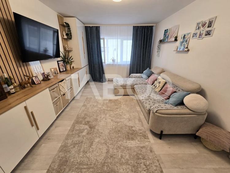 Apartament cu 2 camere decomandat, mobilat în Vasile Aaron