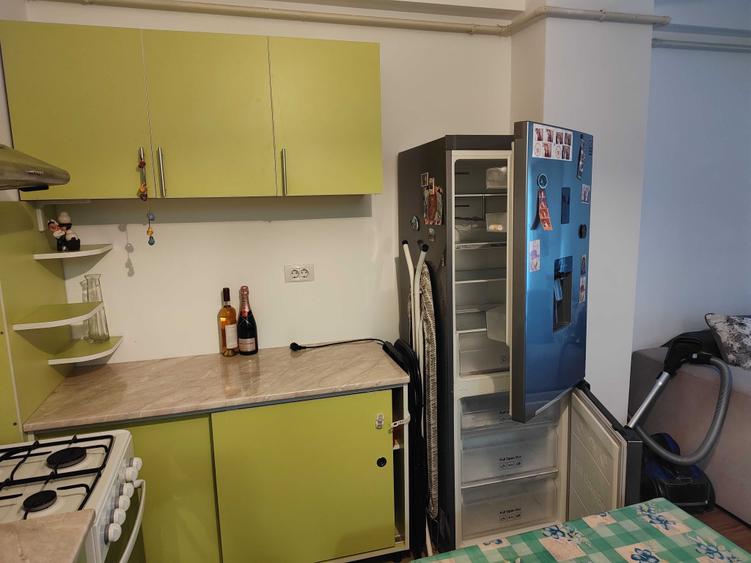 Apartament cu 2 camere semidecomandat în Chiajna