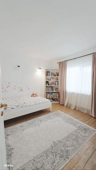 Casă cu 3 camere cu Teren 180 Mp în Valea Lupului