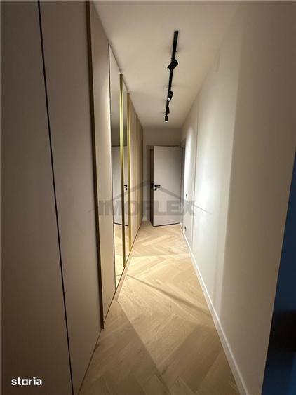 Apartament cu 4 camere în Central