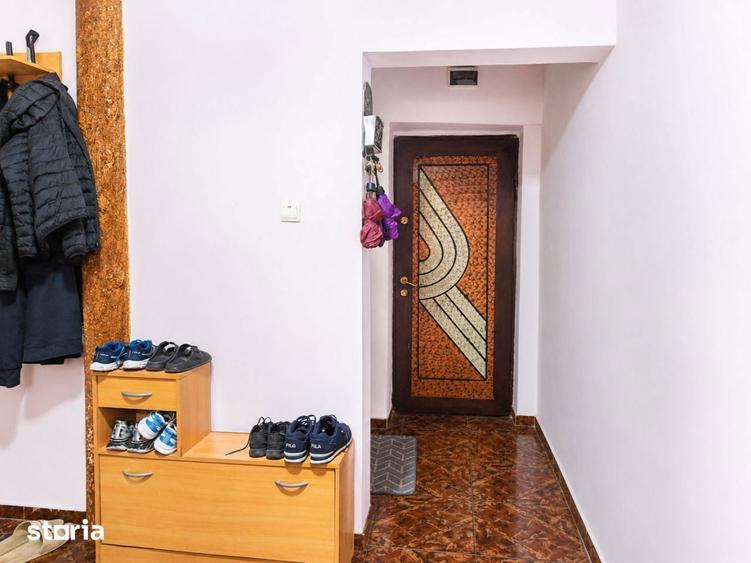Apartament 3 camere decomandat, 71 mpzona Mioritei, 86.000 - 4