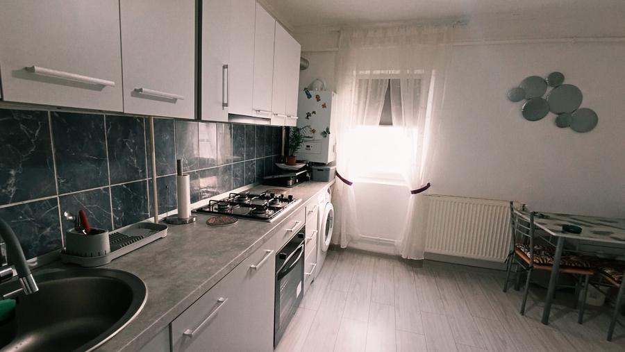 Apartament de vanzare Ramnciu Sarat Toamnei - Piata Centrala - 2