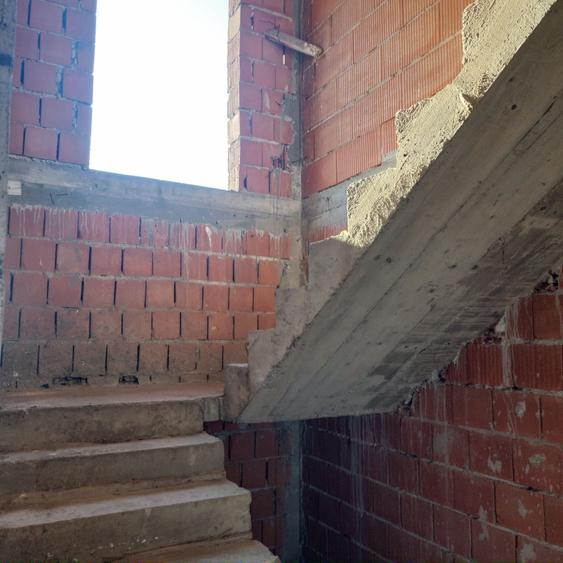Casă cu 4 camere în Sânmihaiu German
