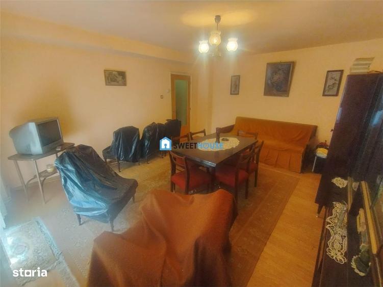 Apartament cu 3 camere decomandat în Central