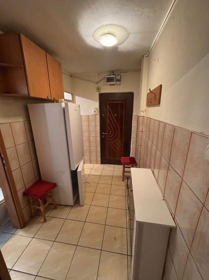 Vand apartament 2 camere zona sagului - 2