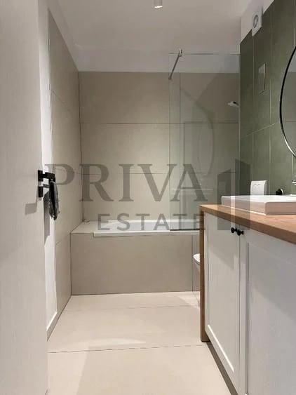 Apartament cu 2 camere decomandat în Torontalului
