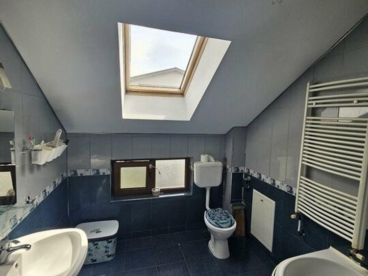 Apartament cu 3 camere decomandat în Bucureștii Noi