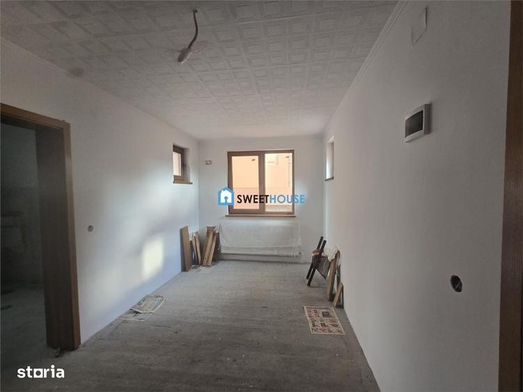 Casă cu 4 camere în Central