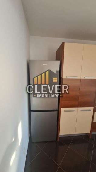 Apartament cu 2 camere semidecomandat, mobilat în P-ța Alba Iulia
