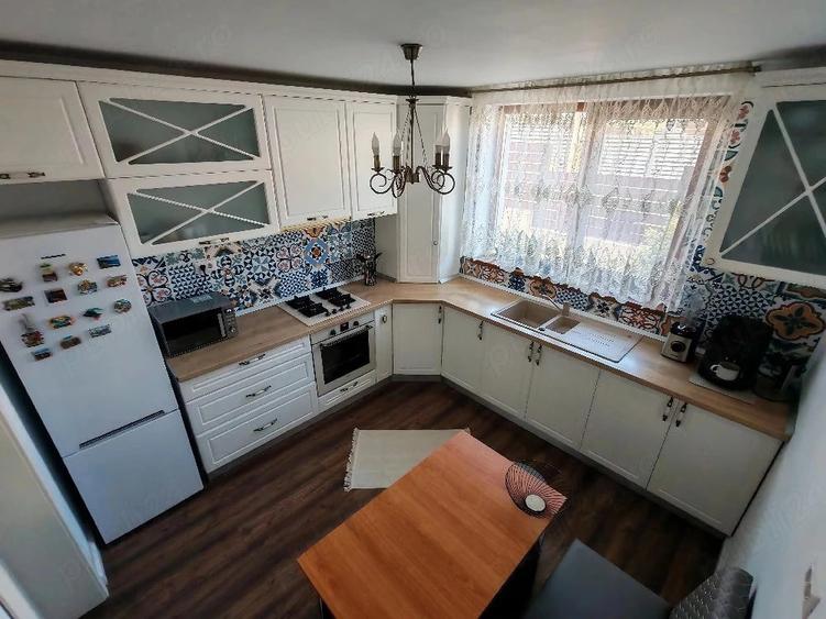 Casă cu 4 camere cu Teren 319 Mp în Central