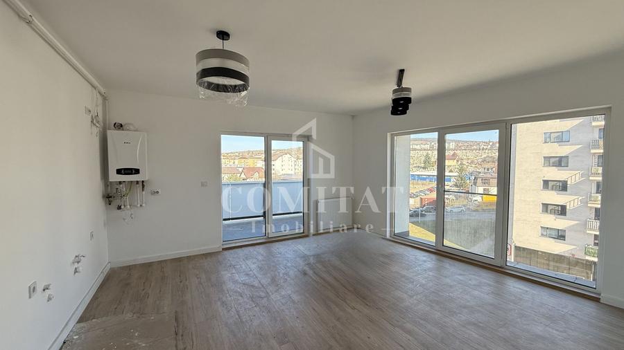 Preț excelent | Apartament cu 4 camere, 2 băi | Dâmbul Rotund - 1