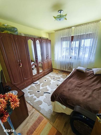Apartament cu 3 camere în Republicii