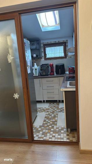 Apartament cu 2 camere, mobilat în Central