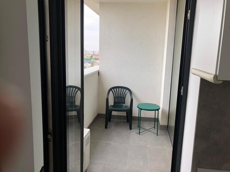 Apartament cu 2 camere decomandat în Torontalului