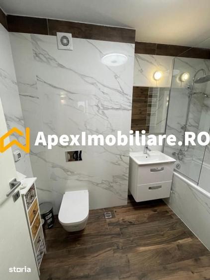 Apartament cu 2 camere semidecomandat în Centrul Civic