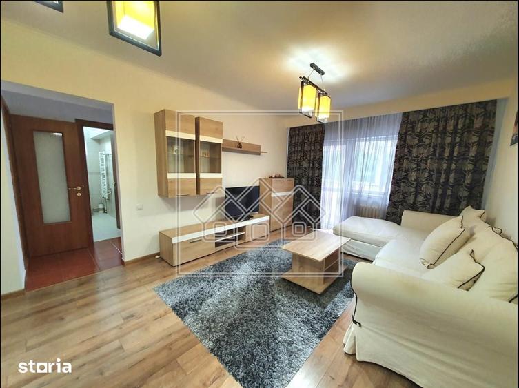 Apartament cu 3 camere decomandat în Terezian