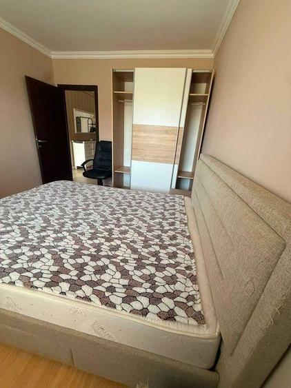 Apartament cu 3 camere decomandat în Tătărași