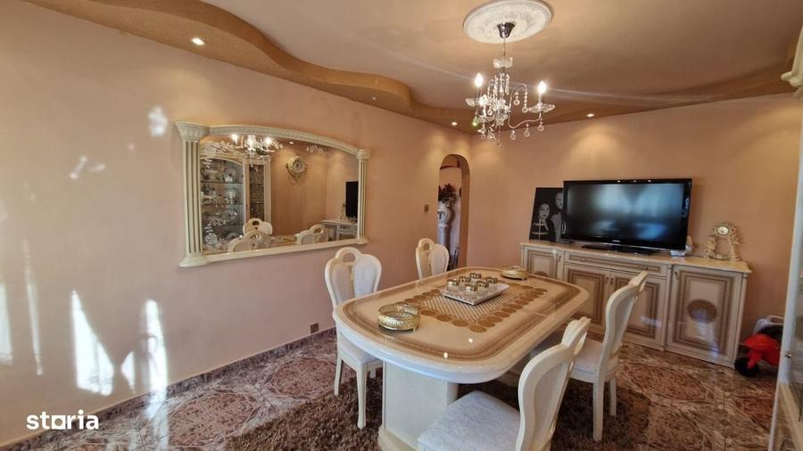 Apartament cu 3 camere în Central